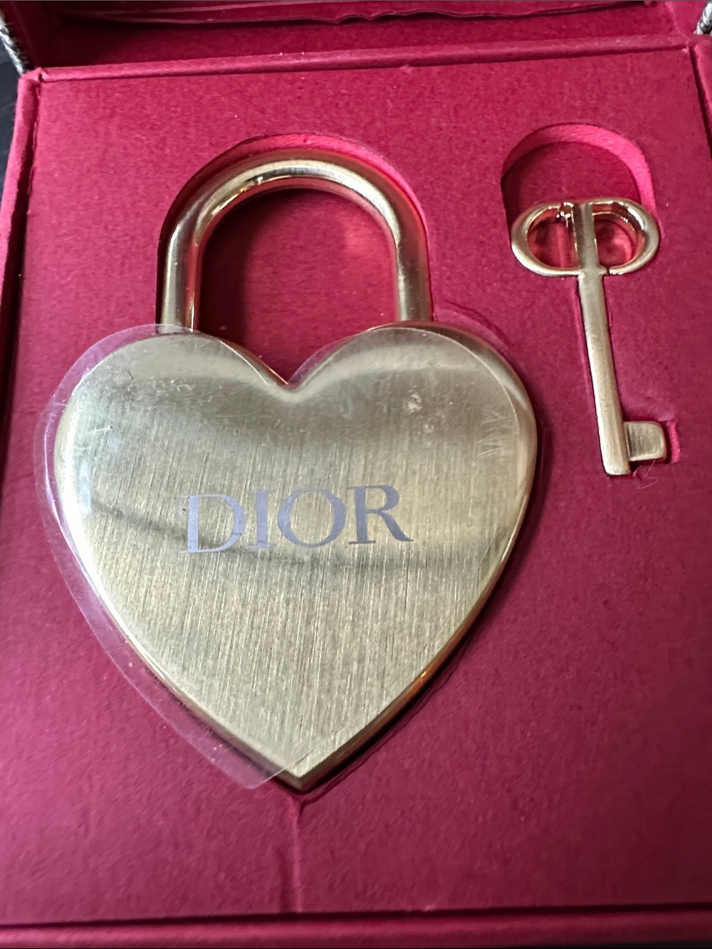 Dior Gold Heart Lock & Key - Picture 12 of 12